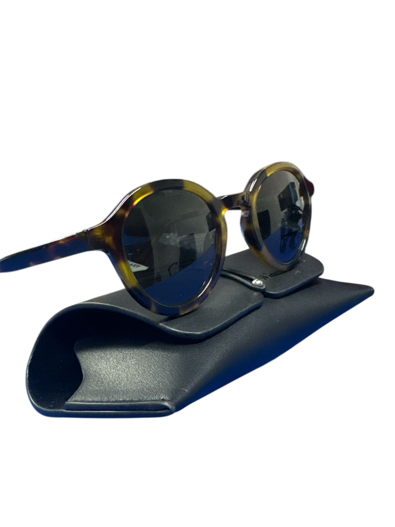 WhatsApp Image 2025-11-21 at 12.18.26_68fe3be3 Ochelari de soare Massimo Dutti - imagine 1